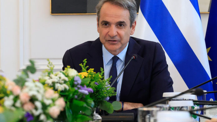 Μητσοτάκης: «Τέλος κάθε επιτήρησης» – Η Κομισιόν βγάζει την Ελλάδα από τις χώρες με μακροοικονομικές ανισορροπίες