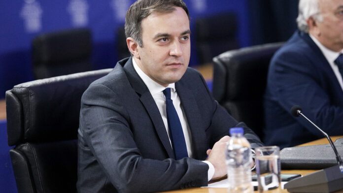 Χατζηβασιλείου: Μια συγγνώμη από όσους μιλούσαν για κυβέρνηση υποδίκων θα ήταν χρήσιμη