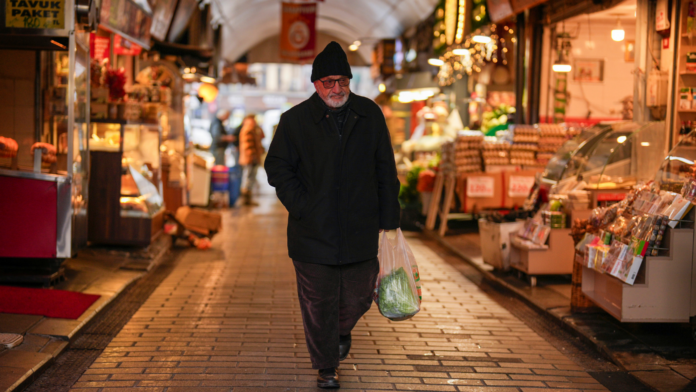 Η Τουρκία ετοιμάζεται για χτύπημα 14 δισ. δολαρίων στην οικονομία της λόγω Ορμούζ