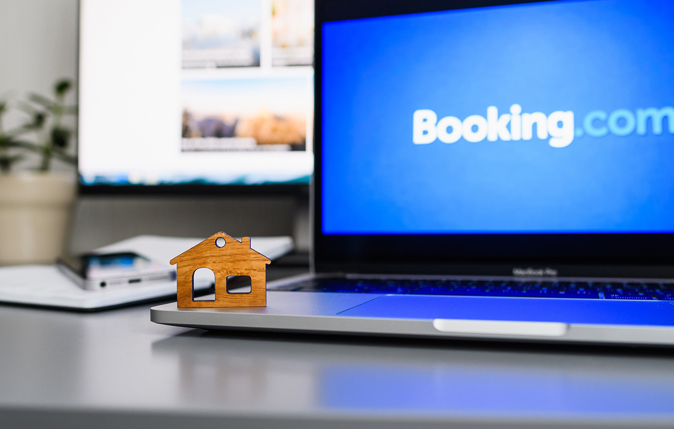 Booking.com στο μικροσκόπιο της Επιτροπής Ανταγωνισμού για τις online κρατήσεις