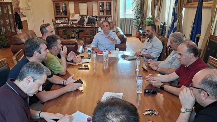 Πανδυτικομακεδονικό Συλλαλητήριο: Συνάντηση Δημάρχου Κοζάνης με φορείς