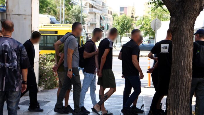 Σύλληψη οπαδών του Παναθηναϊκού: Πώς δρούσε η οργάνωση, η γιάφκα και το αυτοτελές τμήμα διακίνησης ναρκωτικών