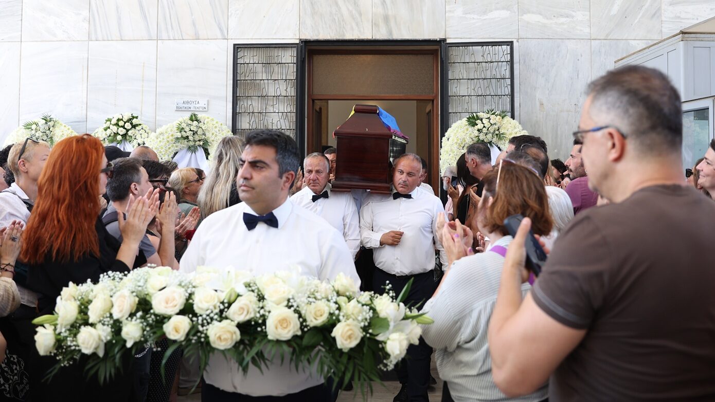 Πάολα Ρεβενιώτη: Το τελευταίο «αντίο» στο Α’ Νεκροταφείο για την αγωνίστρια των ανθρωπίνων δικαιωμάτων