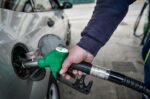Η τιμή της βενζίνης στις ΗΠΑ ξεπέρασε ξανά το όριο των 4 δολαρίων το γαλόνι