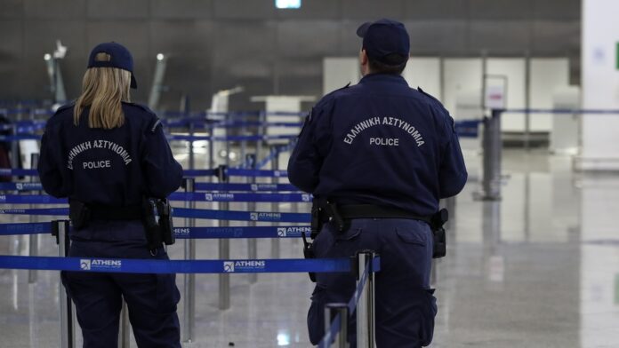 45χρονος καταζητούμενος από το Βέλγιο για απάτες με κρυπτονομίσματα συνελήφθη στο αεροδρόμιο «Ελ. Βενιζέλος»