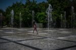 Καύσωνας στη χώρα με έως 41 βαθμούς – Πώς θα εξελιχθούν οι θερμοκρασίες σε 10 πόλεις