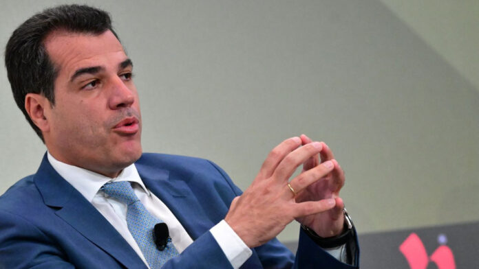 Πλεύρης: Η μεταναστευτική πολιτική έχει αρχίσει να αποδίδει