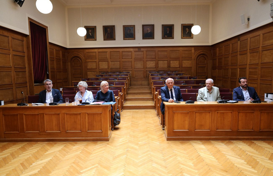 Γιάννης Αμανατίδης νέος γραμματέας της Κοινοβουλευτικής Ομάδας του ΣΥΡΙΖΑ – Ο Φάμελλος αρνήθηκε να πάει και καταγγέλλει «μεθόδευση»