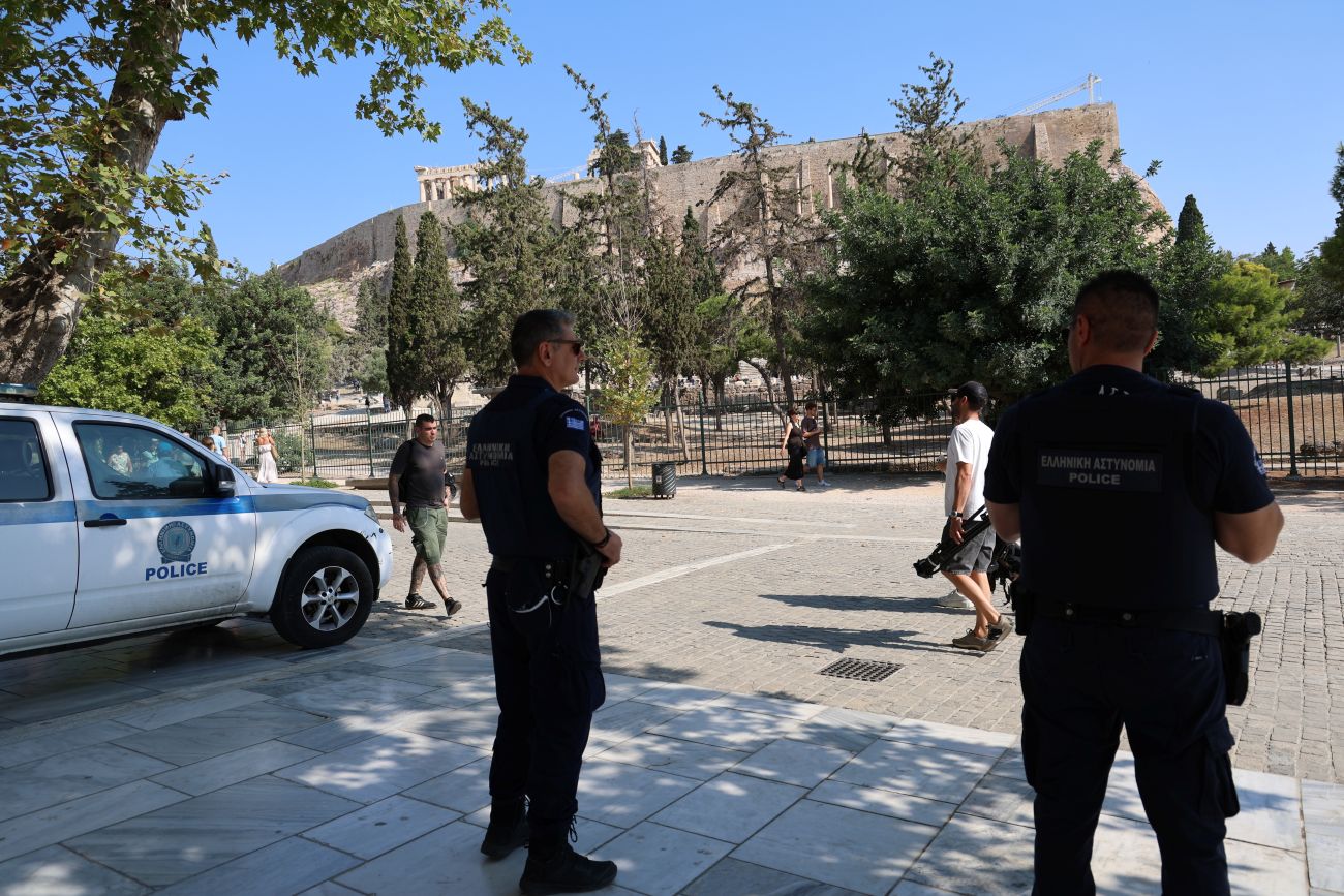 Απόπειρα ανθρωποκτονίας στον 60χρονο για την επίθεση στην Ακρόπολη