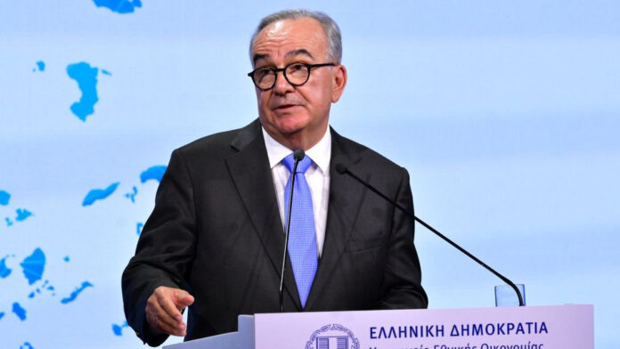Παπαθανάσης: Η ανάπτυξη έχει αξία όταν το μέρισμά της φτάνει στην κοινωνία
