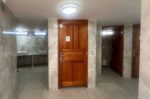 Οι ανακαινισμένες δημόσιες τουαλέτες στο κέντρο της Αίγινας σε λειτουργία