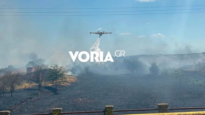 Φωτιά κοντά στους Νέους Επιβάτες στη Θεσσαλονίκη – Μήνυμα από το 112 στους κατοίκους