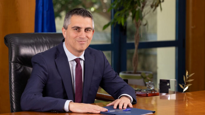 Δήμας: Η Ελλάδα επενδύει σε υποδομές αεροναυτιλίας για την επόμενη δεκαετία