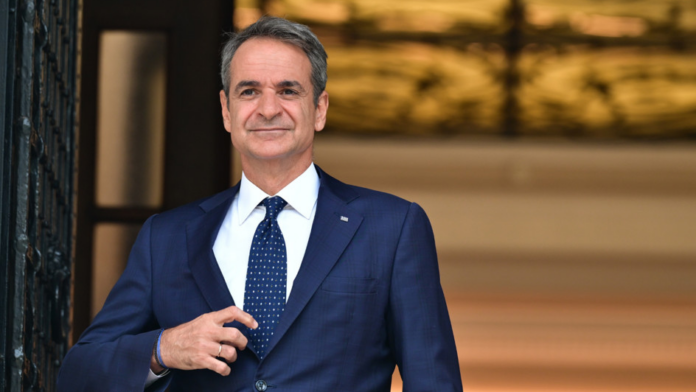 Μαξίμου: Η πορεία προς τις κάλπες και την 3η θητεία