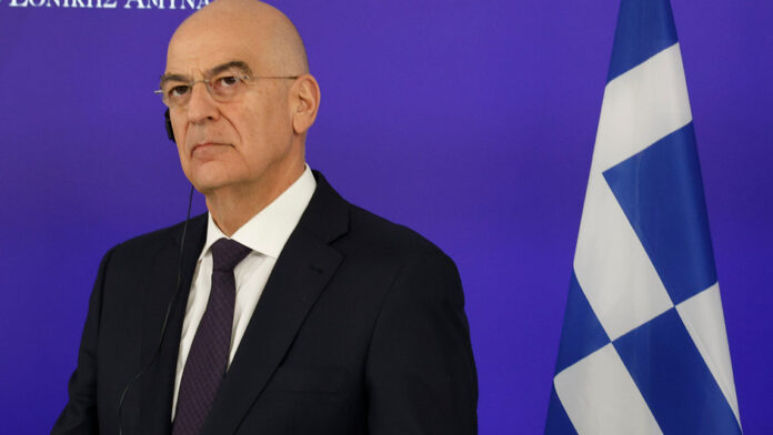 Δένδιας για τις εμπρηστικές επιθέσεις κατά στελεχών της Νέας Δημοκρατίας στη Θεσσαλονίκη: «Στρέφονται ευθέως κατά της Δημοκρατίας μας»
