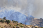 Φωτιά στην Πάρο: Εκκενώνονται περιοχές, οι φλόγες κοντά σε σπίτια – Σπεύδουν δυνάμεις από Κυκλάδες και Αθήνα