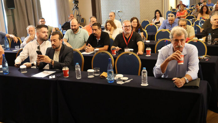Παύλος Πολάκης: Πράσινο φως για την επιστροφή του στην ΚΟ του ΣΥΡΙΖΑ – Ανακοίνωσε την υποψηφιότητά του για πρόεδρος