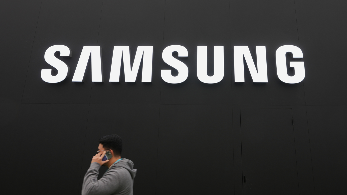 Samsung: Οι μετοχές καταρρέουν παρά τα ρεκόρ κερδών για τρίτο συνεχόμενο τρίμηνο