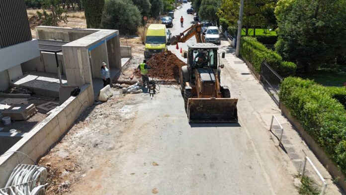 Μαρούσι: Συνεχίζεται το έργο συνδέσεων ακινήτων με το δίκτυο ακαθάρτων
