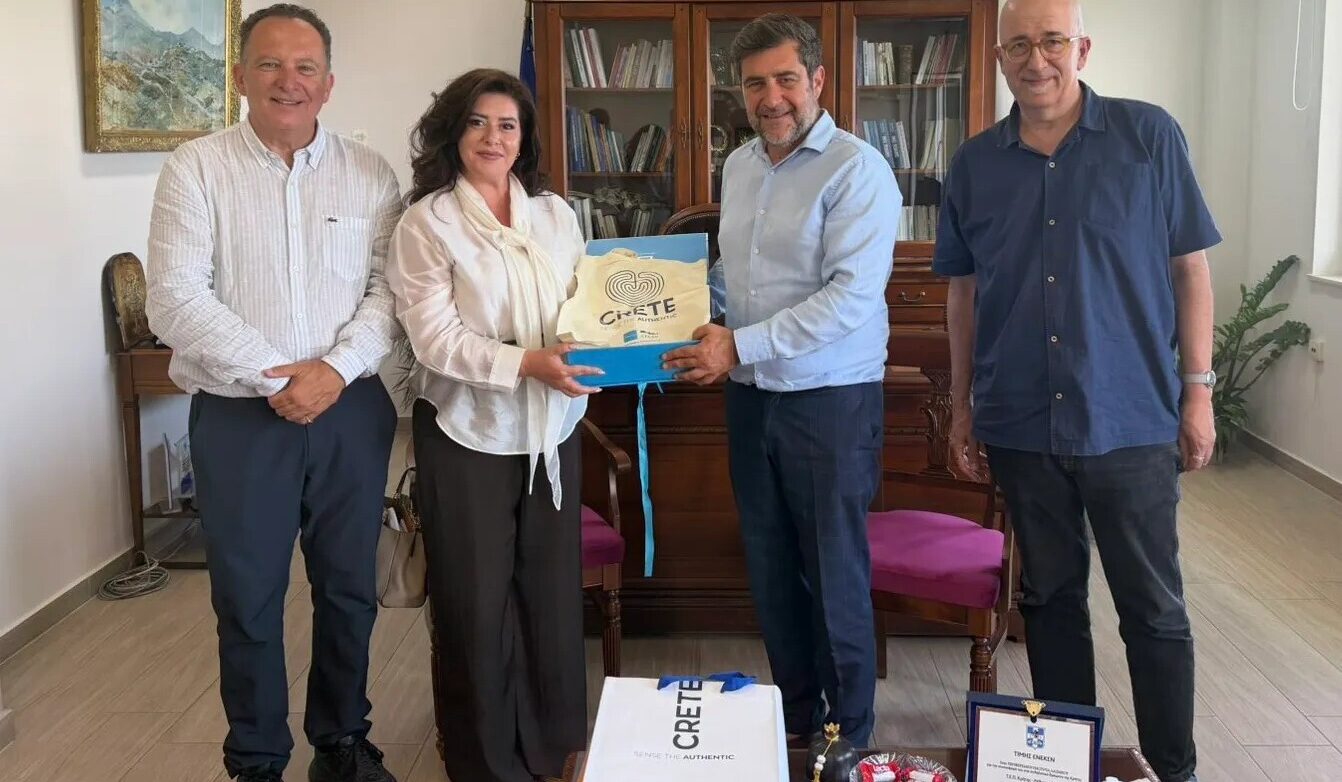 Συνάντηση Αντιπεριφερειάρχη Λασιθίου με την Πρέσβειρα της Αλβανίας
