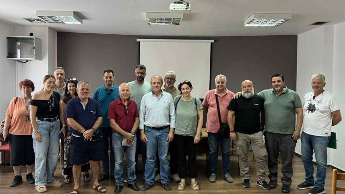 Συνάντηση Δημάρχου Ιεράπετρας με τα Τοπικά Συμβούλια της Δ.Ε. Μακρύ Γιαλού