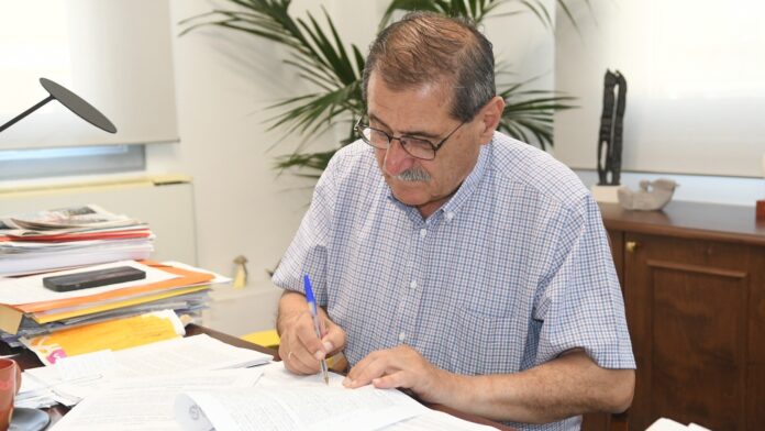 Δ.Πατρέων: Σύμβαση για έργα οδοποιίας στο Κεντρικό και Αρκτικό Διαμέρισμα