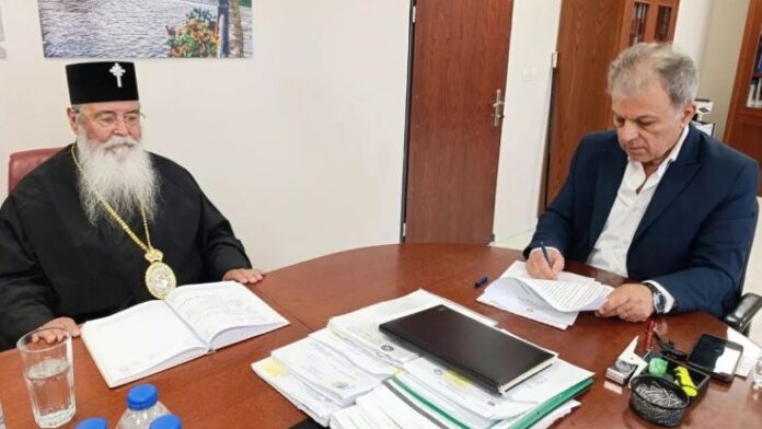 Περιφέρεια Δυτικής Μακεδονίας: Ξεκινά η αποκατάσταση του Ιερού Καθεδρικού Ναού Αγ. Κυριακής Σερβίων