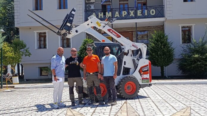 Δήμος Πρεσπών: Ο στόλος ενισχύεται με νέο μηχάνημα έργου