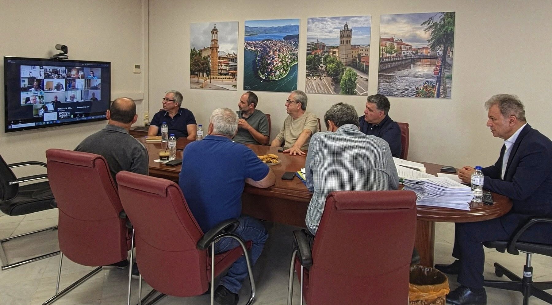 Περιφέρεια Δυτικής Μακεδονίας: Σύσκεψη για την αντιμετώπιση της εισβολής άγριων ζώων σε κατοικημένες περιοχές