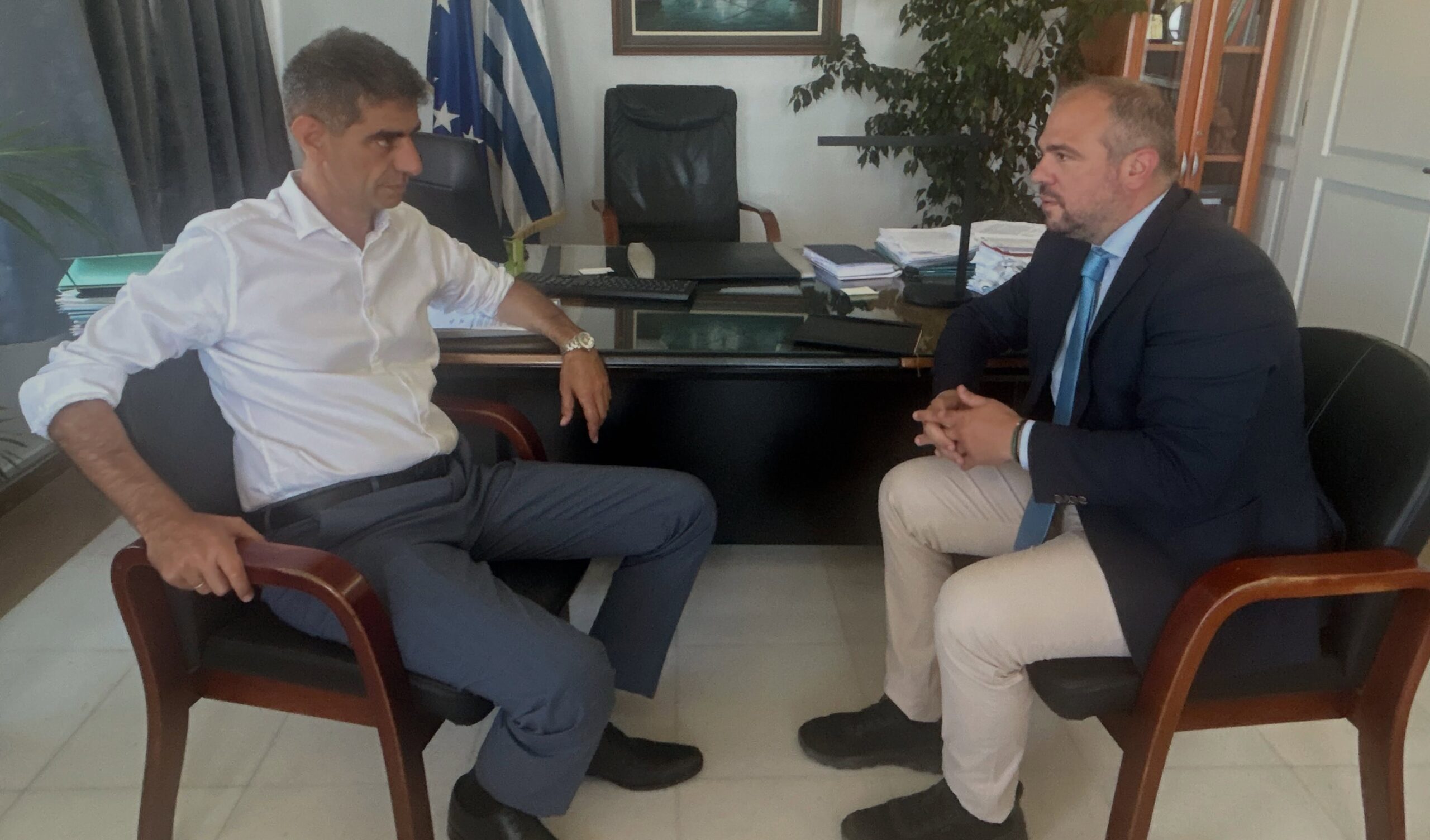 Δήμαρχος Νάξου συναντήθηκε με τον βουλευτή Φ. Φόρτωμα