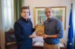 Δήμαρχος Μυτιλήνης συναντήθηκε με τον Υπουργό Προστασίας του Πολίτη