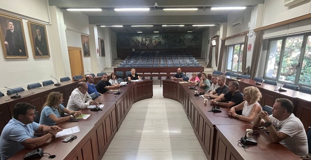 Δ. Τρικκαίων: Τα αρμόδια όργανα Πολιτικής Προστασίας συνεδρίασαν για τον καύσωνα