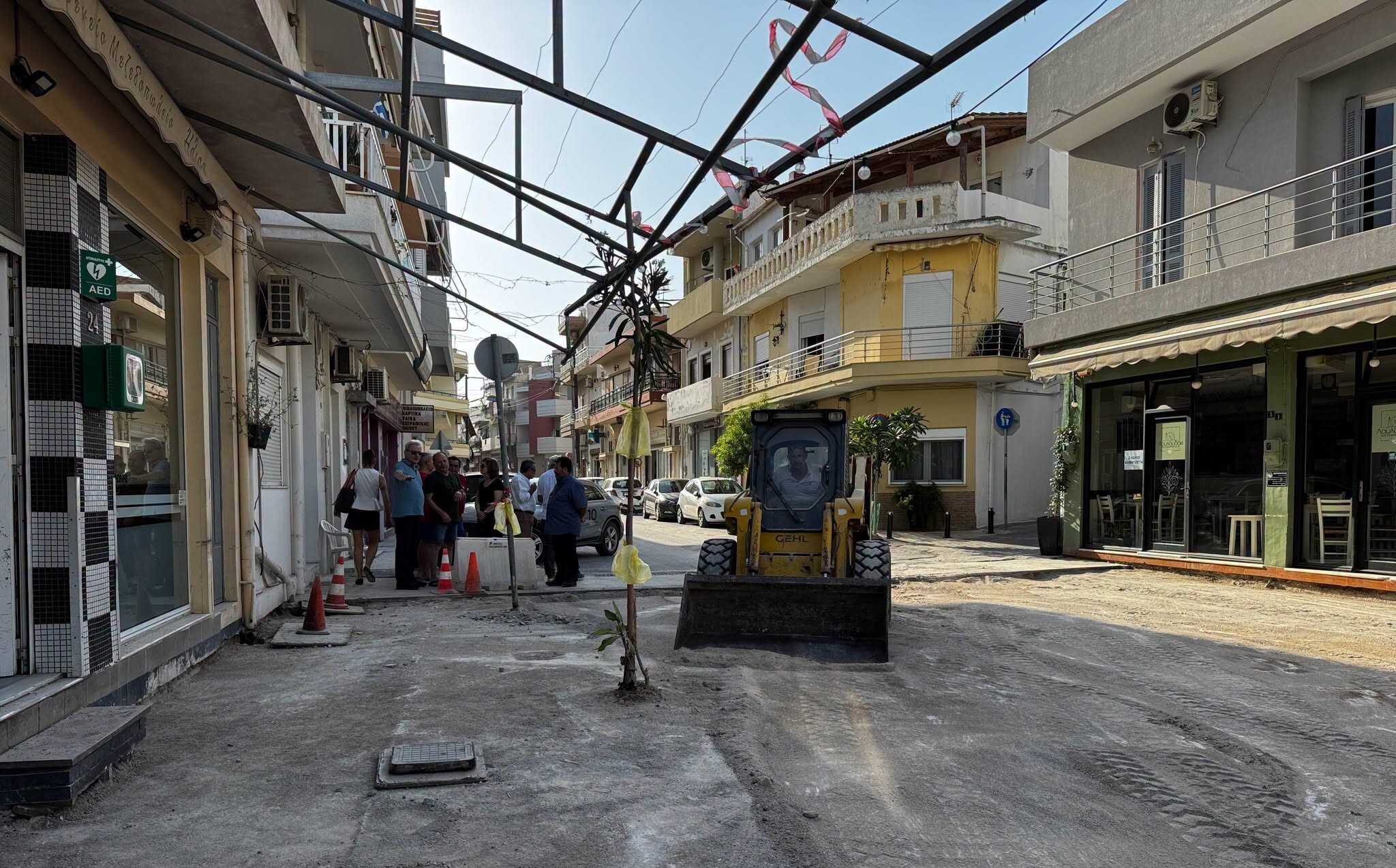 Δ.Ηρακλείου: Αλλάζει όψη η πλατεία Ελευθέρνης στα Καμίνια – Ξεκίνησαν οι εργασίες ανακατασκευής