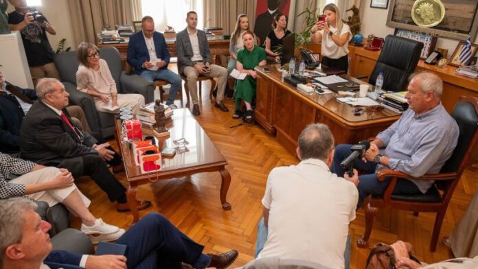 Γερμανική αποστολή στο Δημαρχείο Καβάλας