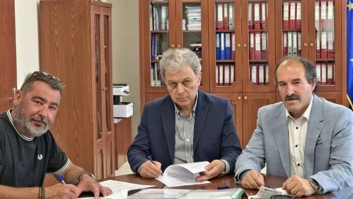 Περιφέρεια Δυτικής Μακεδονίας: Υπογραφή σύμβασης για τη συντήρηση του οδικού δικτύου Φλώρινας-Αμυνταίου