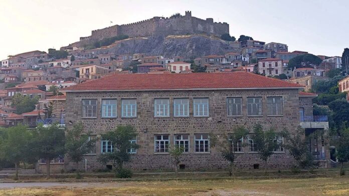 Δ.Δυτ.Λέσβου: Συμβάσεις για 2 έργα αναβάθμισης σχολικών υποδομών