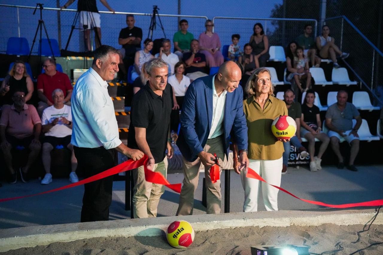 Δ.Μυτιλήνης: Εγκαίνια γηπέδων beach volley στην πλαζ Τσαμάκια