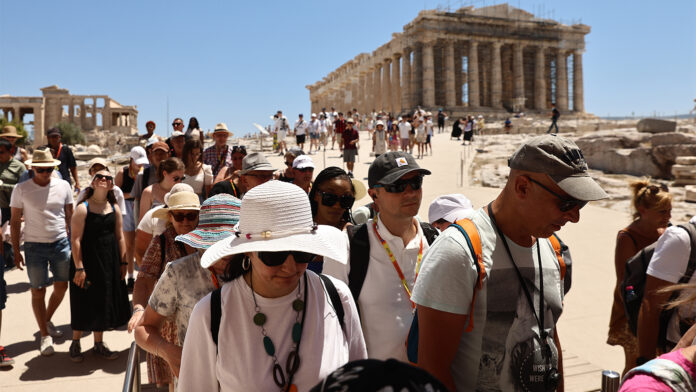 Καύσωνες: Η Ελλάδα βρίσκεται σε ζώνη υψηλού κινδύνου – Οι περιοχές που κινδυνεύουν περισσότερο από ακραίες θερμοκρασίες