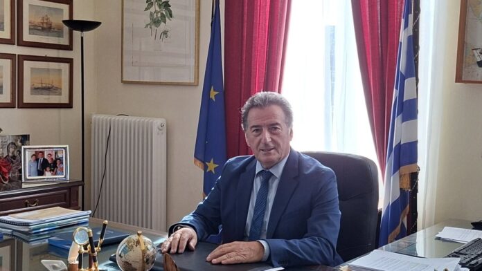 Περιφέρεια Αττικής: Ράταση θητείας Αντιδημάρχων και Εντεταλμένων Συμβούλων στον Δήμο Άνδρου