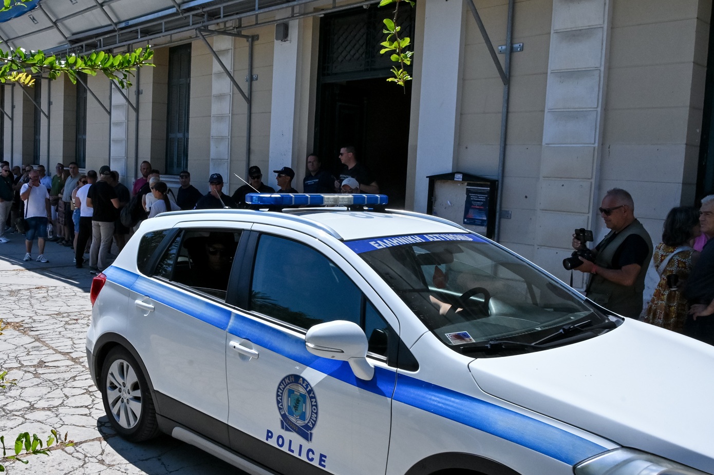 Προφυλακιστέοι οι αστυνομικοί που πυροβόλησαν τον 20χρονο στο Άργος – Τι υποστήριξαν στις απολογίες τους