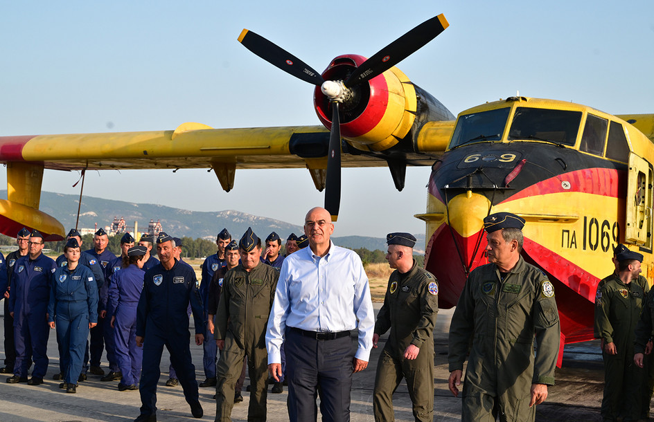 Ν. Δένδιας: Το έργο των στελεχών της Πολεμικής Αεροπορίας υπερβαίνει τα στενά όρια μιας στρατιωτικής αποστολής