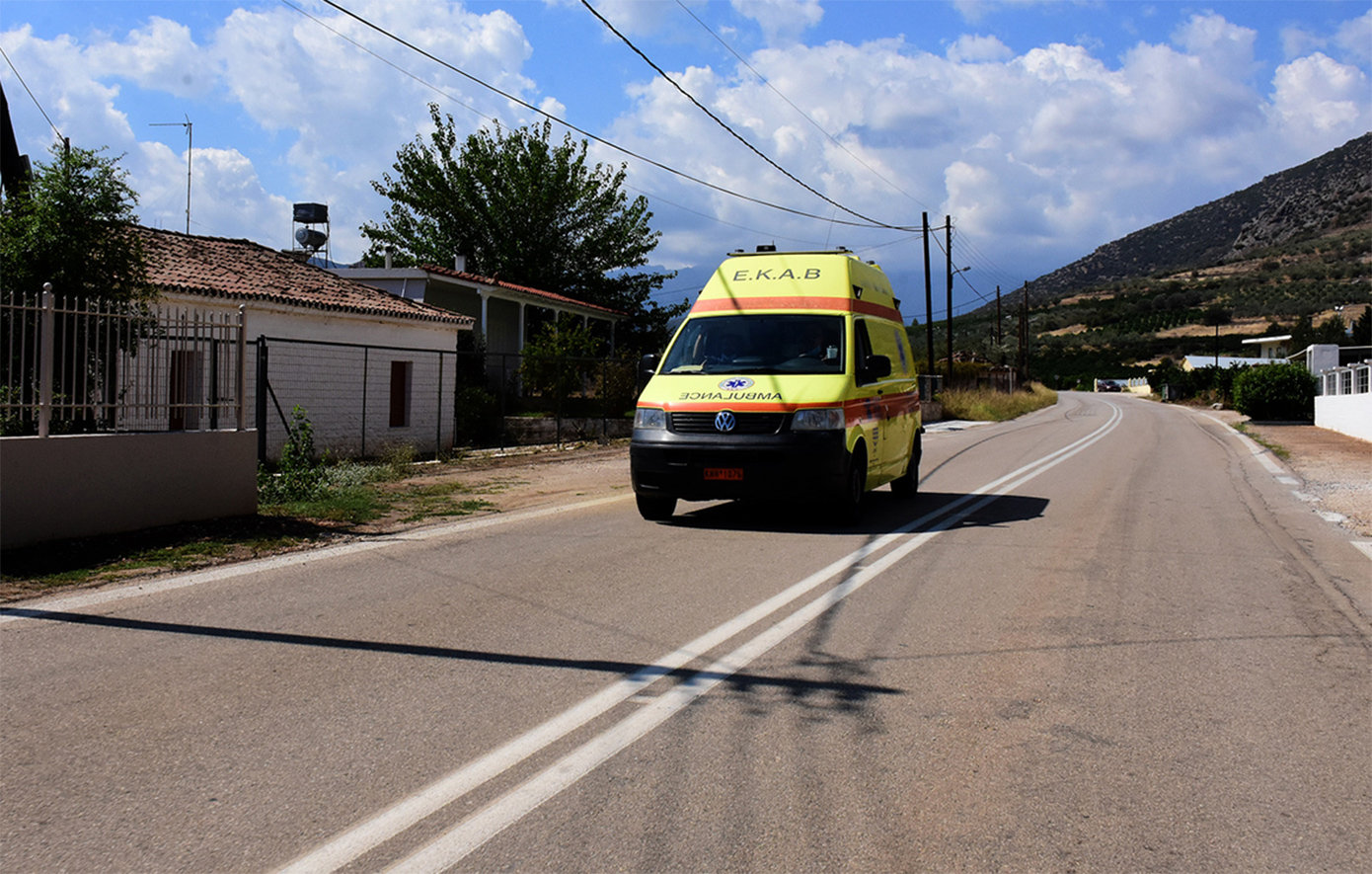 Κυλλήνη: 82χρονη Αυστριακή ανασύρθηκε νεκρή από την παραλία Λουτρών