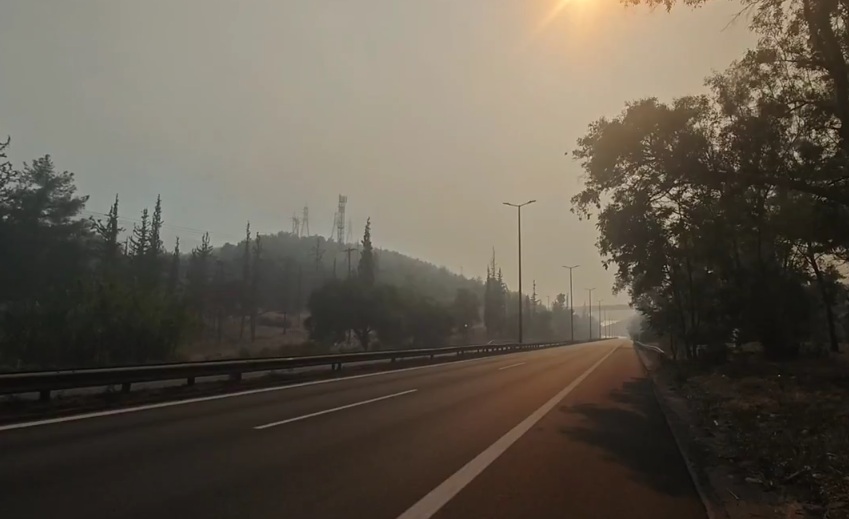 Εθνική Οδός Αθηνών – Κορίνθου: Δρόμος «φάντασμα» από τη φωτιά στην Περιφερειακή Αιγάλεω