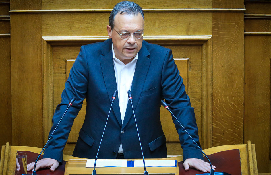 Φάμελλος κατά Μητσοτάκη: Τέρμα τα κοινοβουλευτικά πραξικοπήματα και το κουκούλωμα