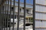 Ομάδα βαρυποινίτη εξαρθρώθηκε: Πήγαν να βάλουν βόμβα σε σπίτι σωφρονιστικού που έκανε πολλές εφόδους
