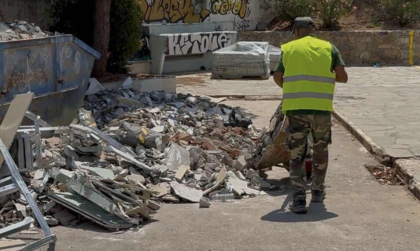 Τεχνικές παρεμβάσεις σε σχολεία της Ηλιούπολης σε εξέλιξη
