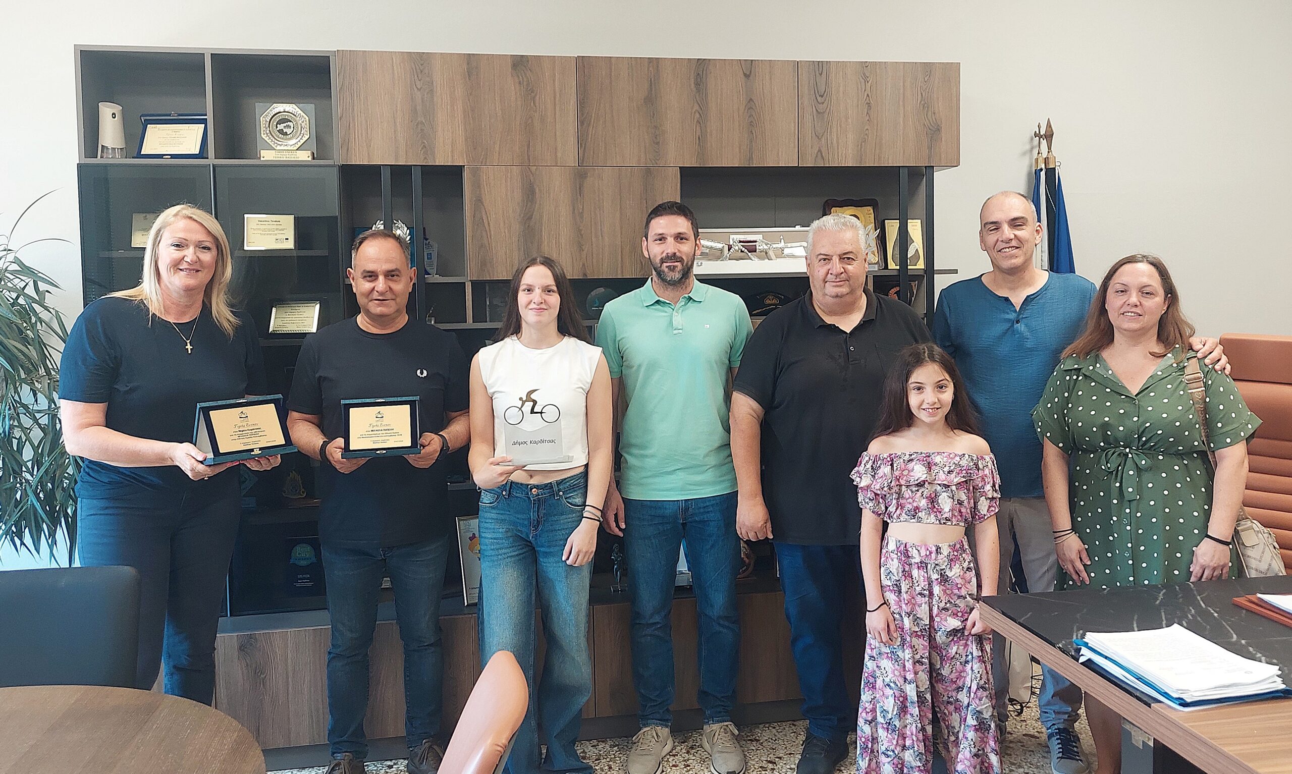Δήμαρχος Καρδίτσας βράβευσε διακεκριμένη αθλήτρια του Νηρέα