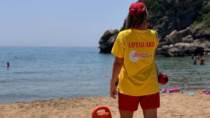 Ναυαγοσωστική κάλυψη στις πολυσύχναστες παραλίες του Δήμου Κέρκυρας
