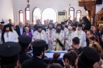 Το τελευταίο αντίο στον 25χρονο πυροσβέστη – Τα λόγια του Αρχιεπισκόπου Κρήτης