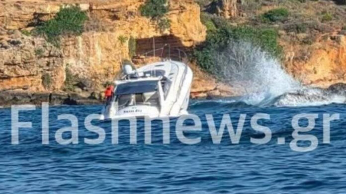 Τουριστικό σκάφος προσάραξε στη θάλασσα των Αγίων Αποστόλων στα Χανιά – βίντεο